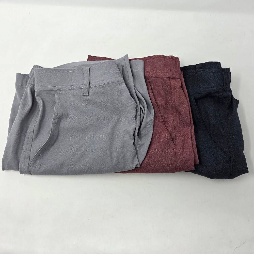 32 DEGREES STRETCH WOVEN SHORT 7" INSEAM MENS SIZE SMALL 28-30 WAIST LOT OF 3